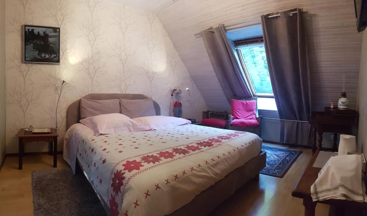 Chambres D'Hotes Thelus Memorial Canadien Екстер'єр фото